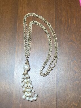 Gold-Tone Pearl Tassel Necklace - Elegant Women's Jewelry Vintage Double Chain